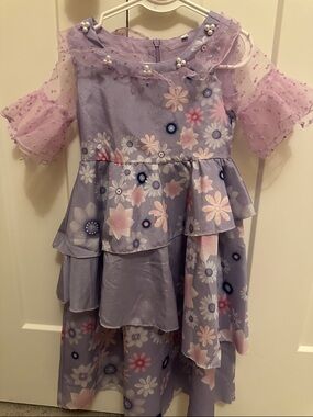 Encanto costume